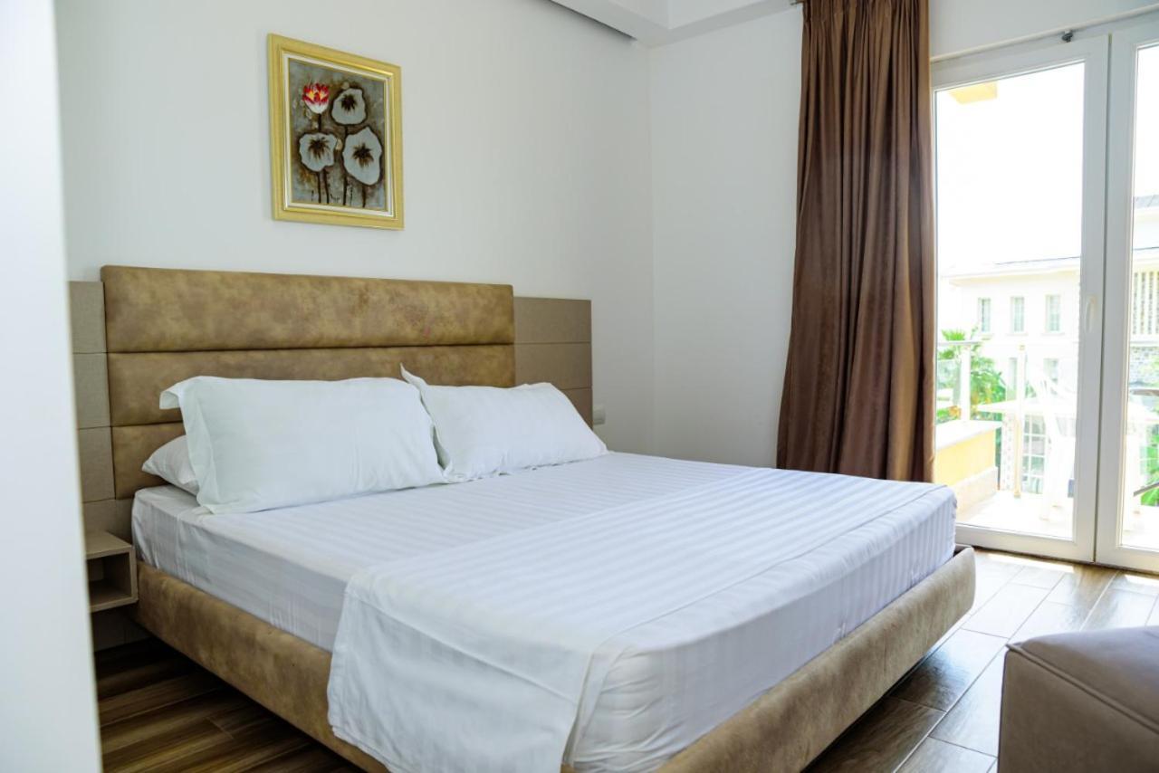 Hotel Orange Dhërmi 외부 사진