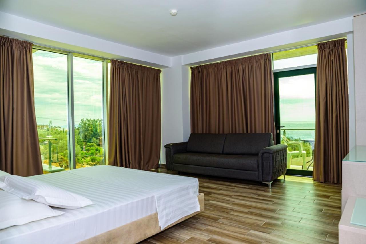 Hotel Orange Dhërmi 외부 사진