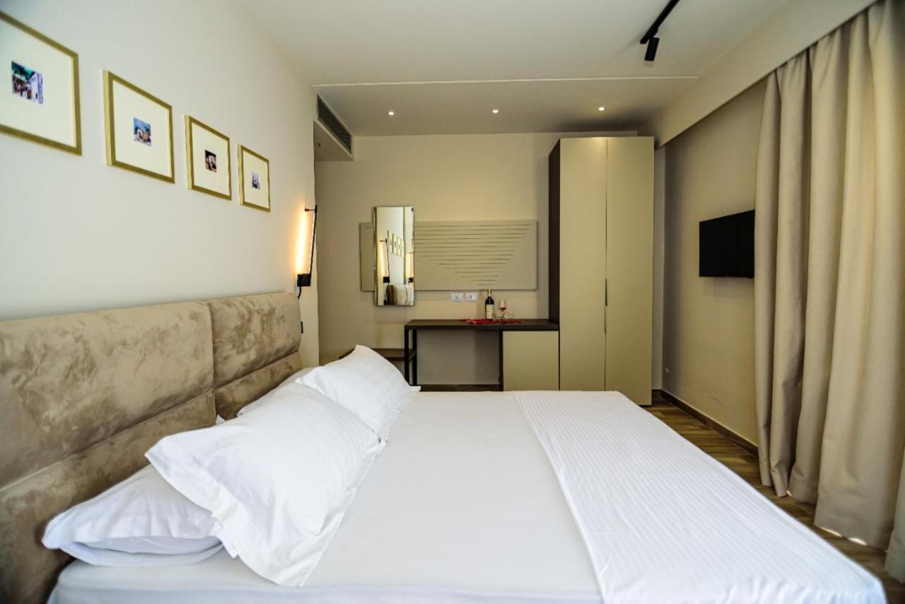 Hotel Orange Dhërmi 외부 사진