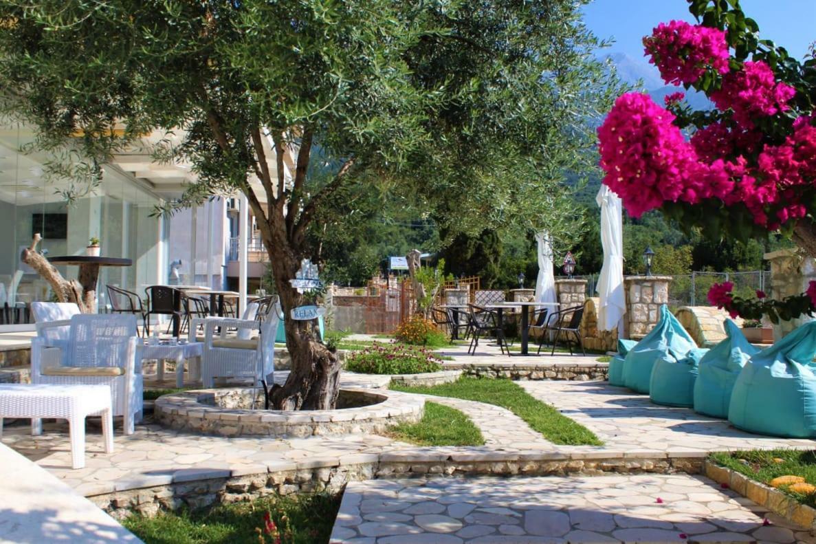Hotel Orange Dhërmi 외부 사진
